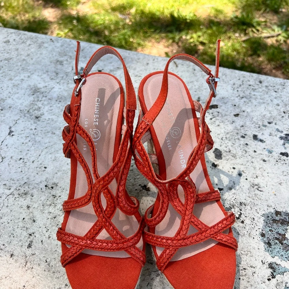 Chinese Laundry Sandals‎